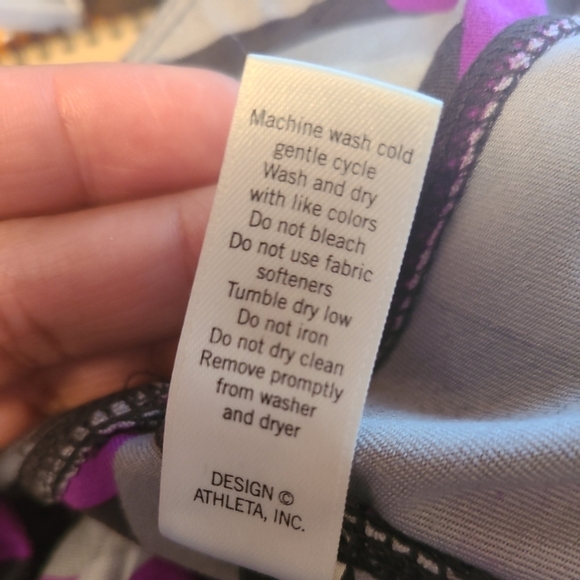 Athleta Dobby Be‎ Free knicker Purple, Gray Cropped pants Sz XS - Picture 2 of 7